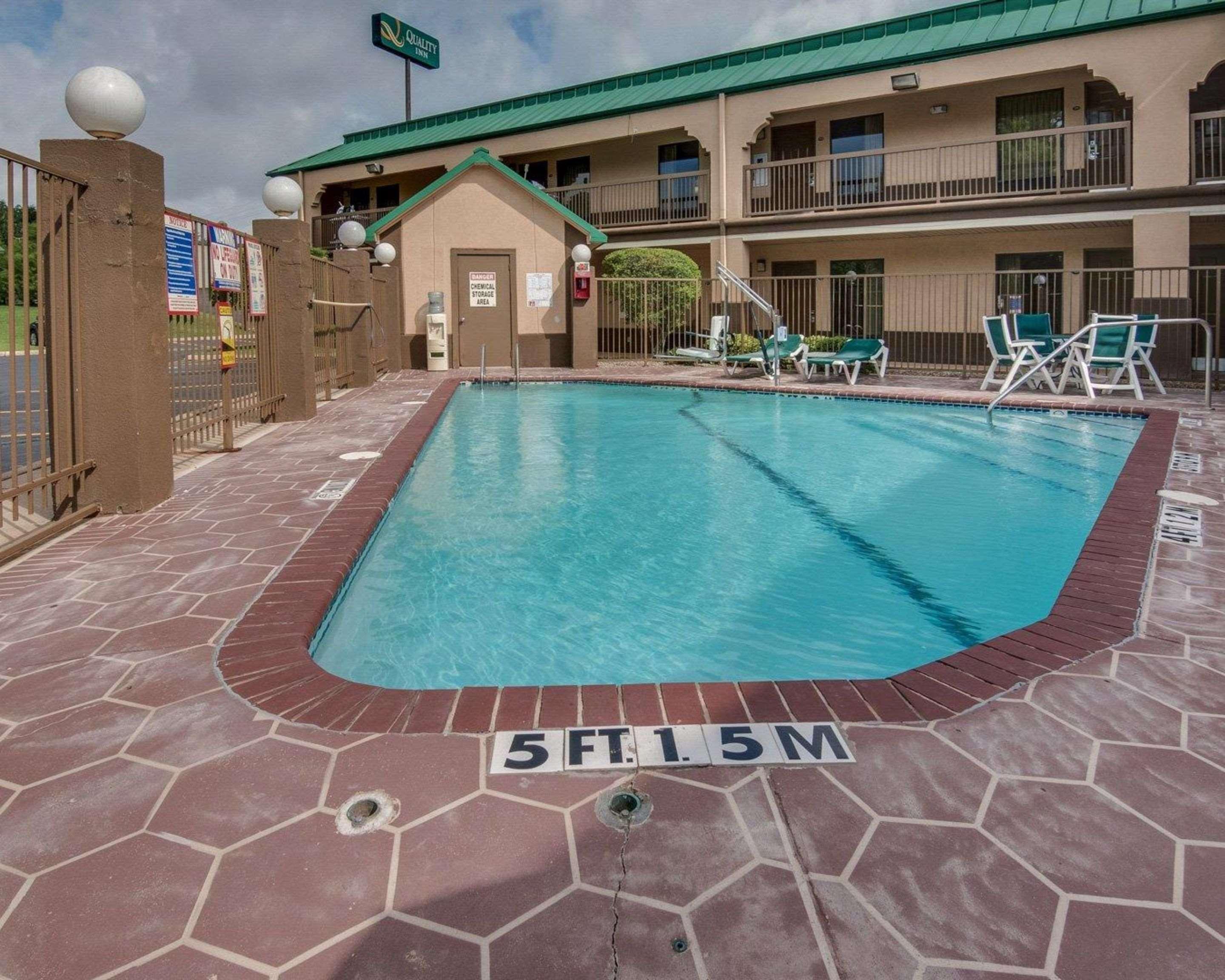 Inn Quality Mt Pleasant 2*